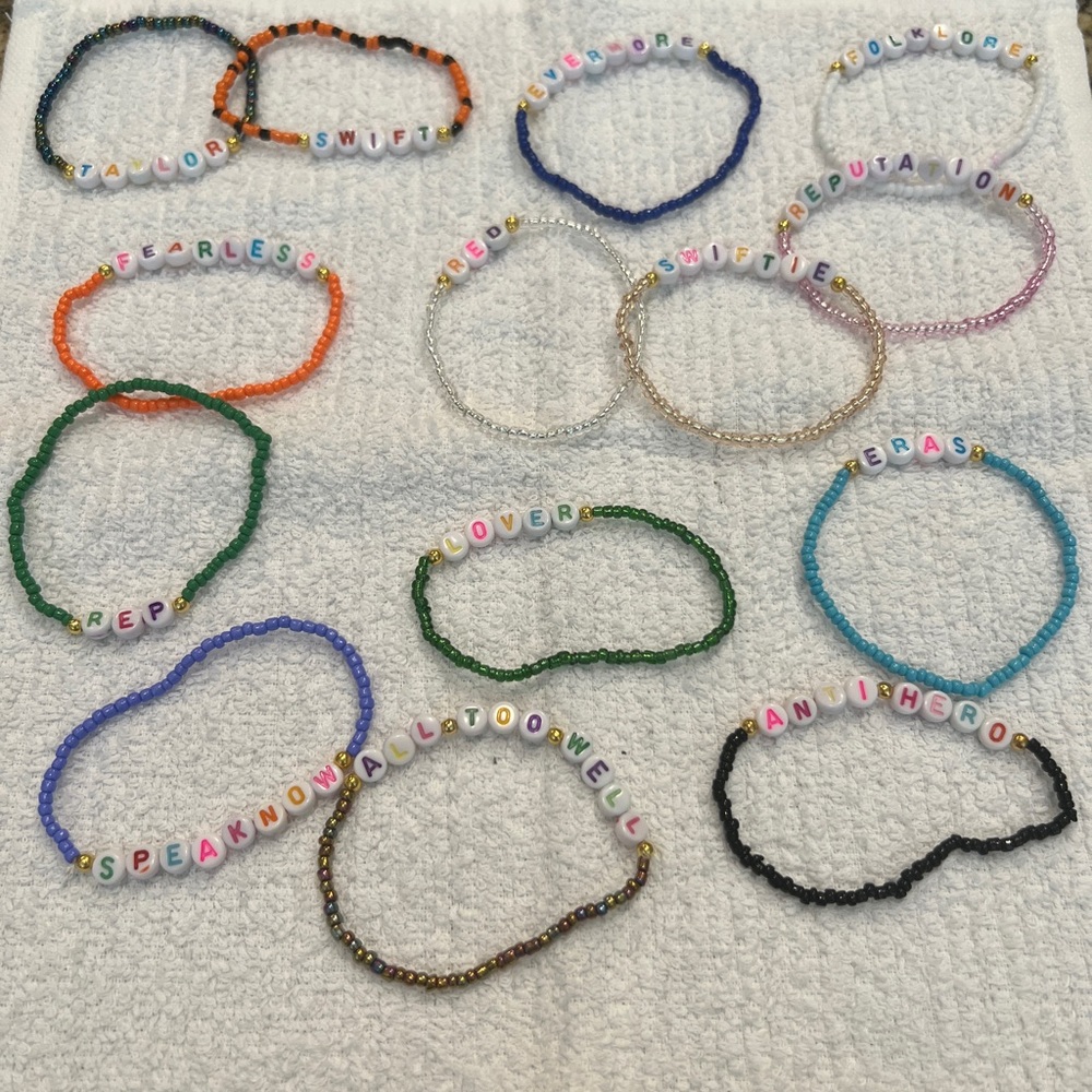 Taylor Swift Friendship Bracelets